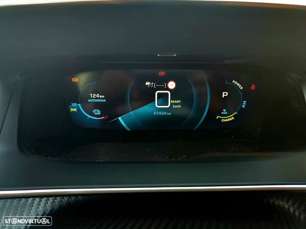 Peugeot e-2008 - 16