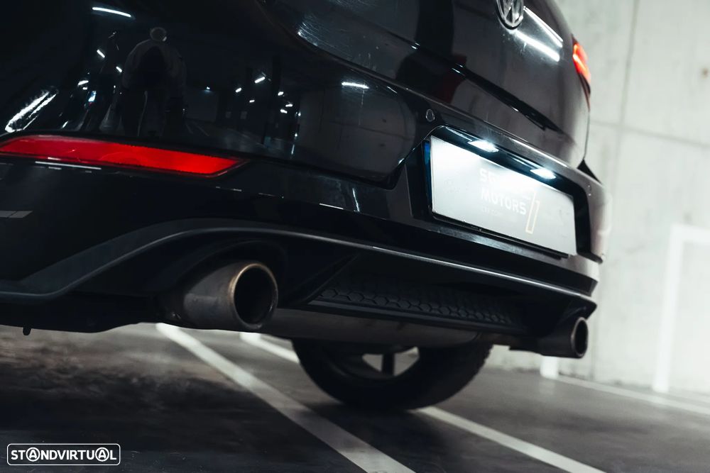 VW Golf GTI 2.0 TSI OPF DSG Performance - 14