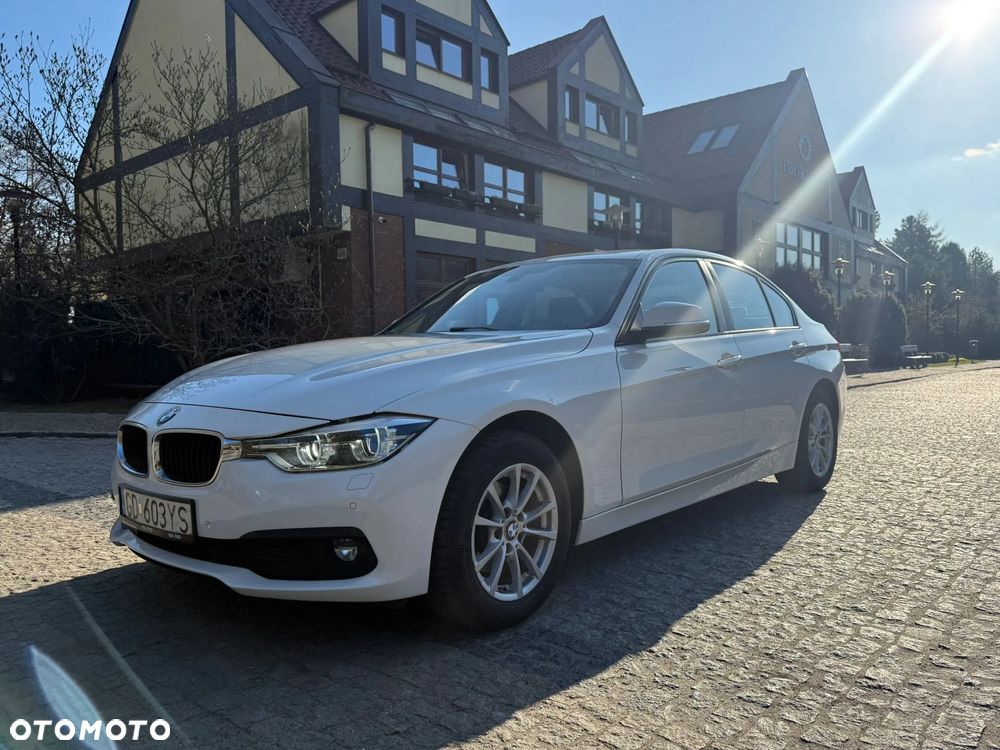 BMW Seria 3 318i Advantage - 5