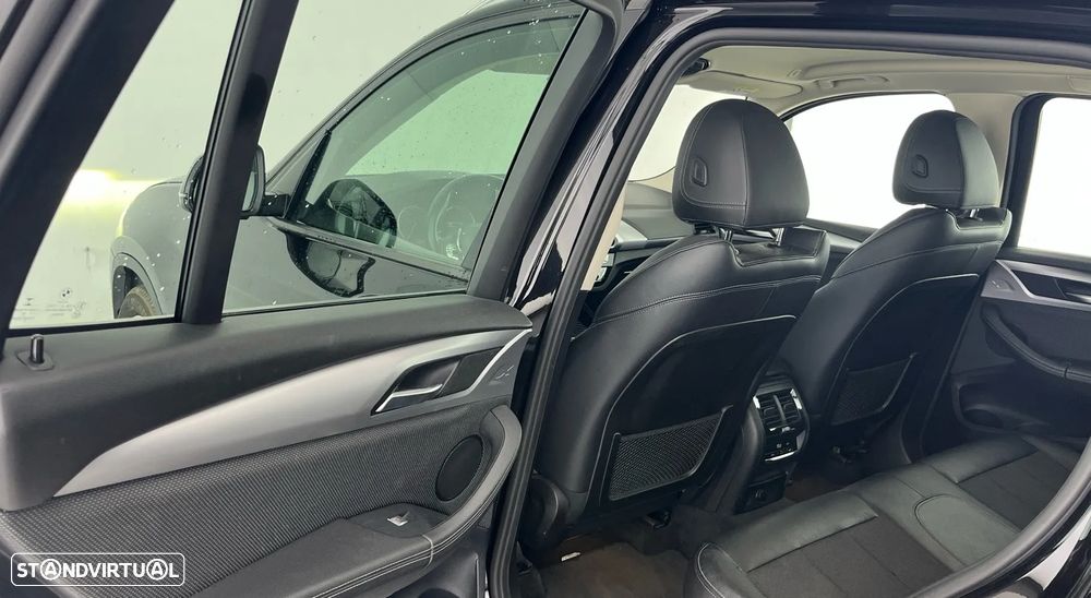 BMW X3 18 d sDrive Advantage Auto - 15