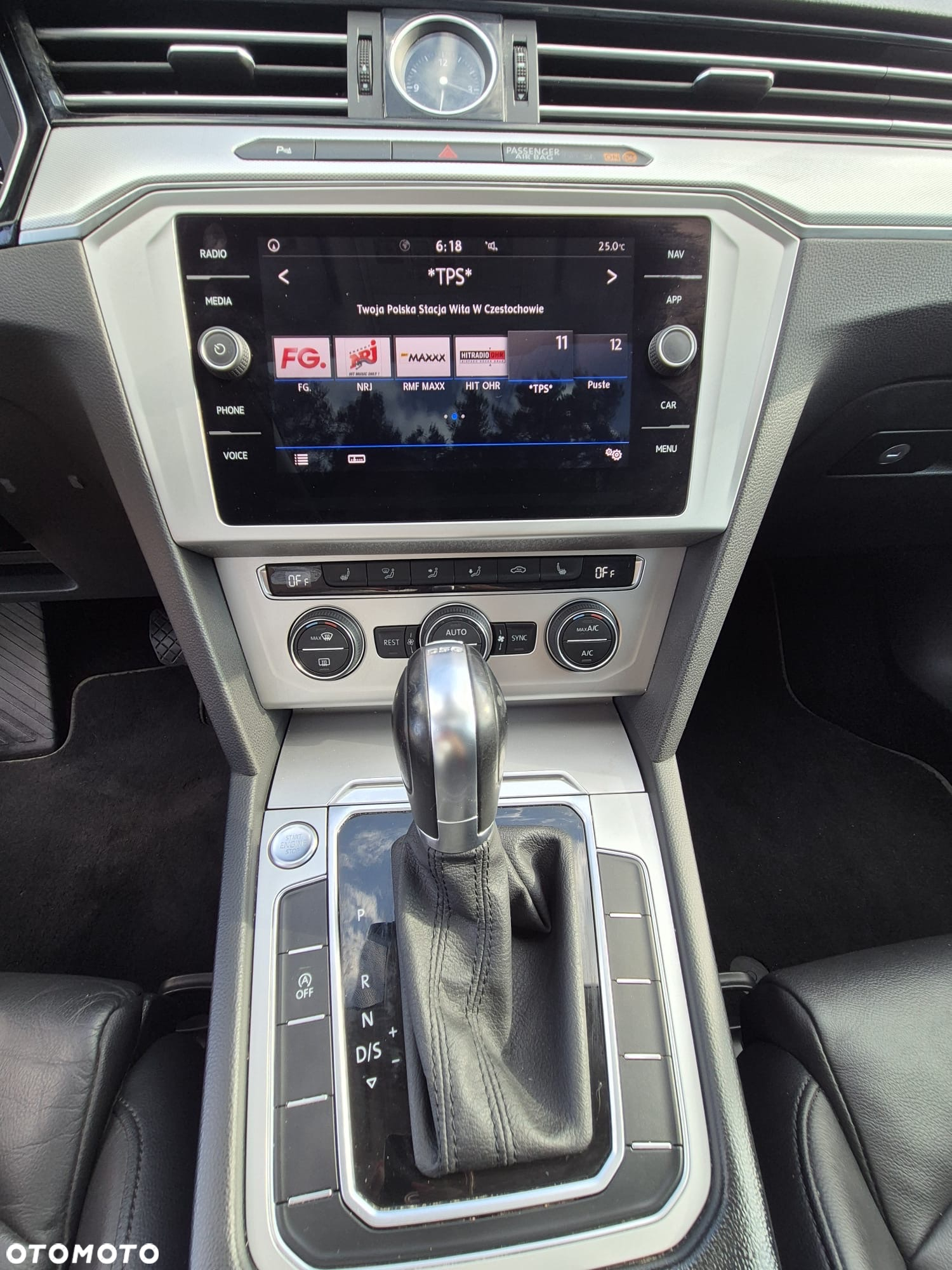 Volkswagen Passat Variant 2.0 TDI SCR DSG Highline - 39