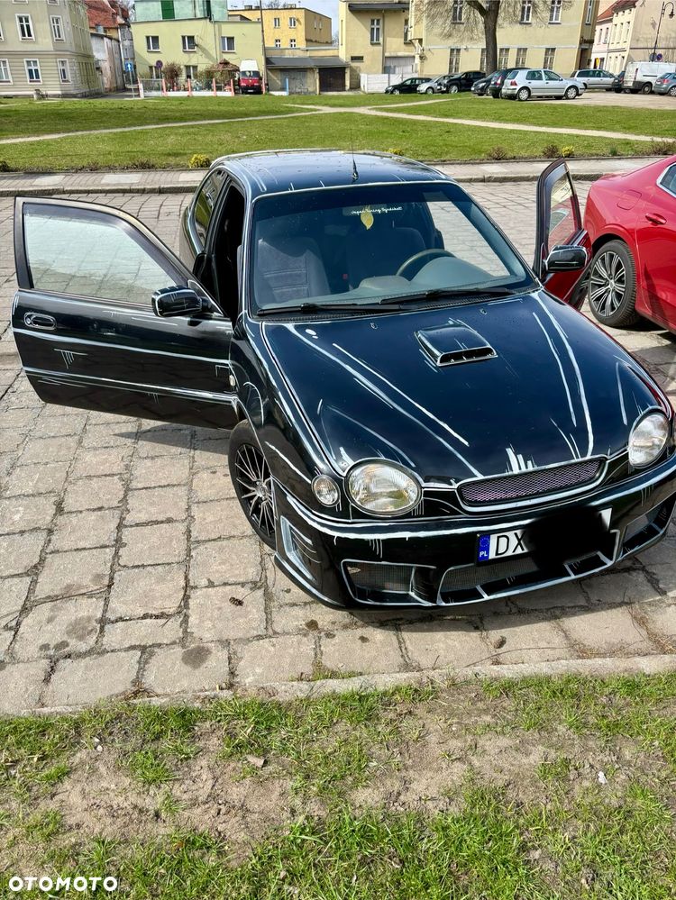 Toyota Corolla - 5