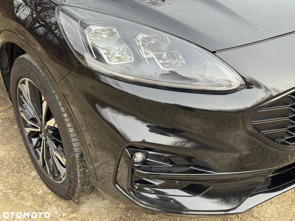 Ford Kuga 1.5 EcoBoost FWD ST-Line X - 35