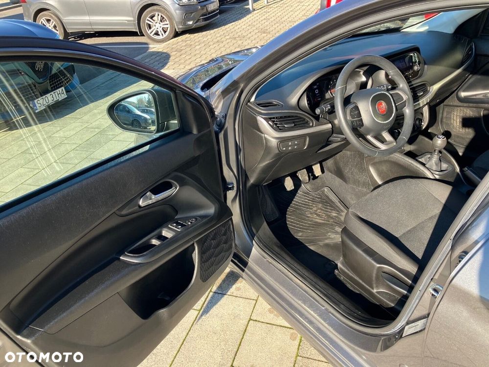 Fiat Tipo 1.4 16v Easy - 5