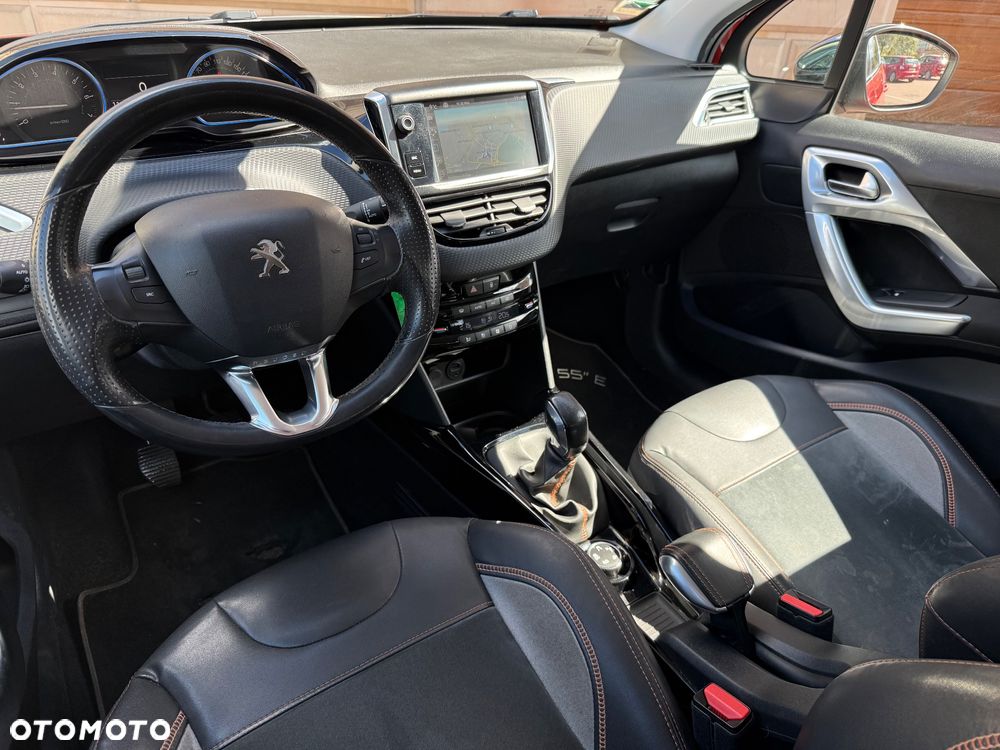 Peugeot 2008 1.2 Pure Tech Crossway S&S - 33