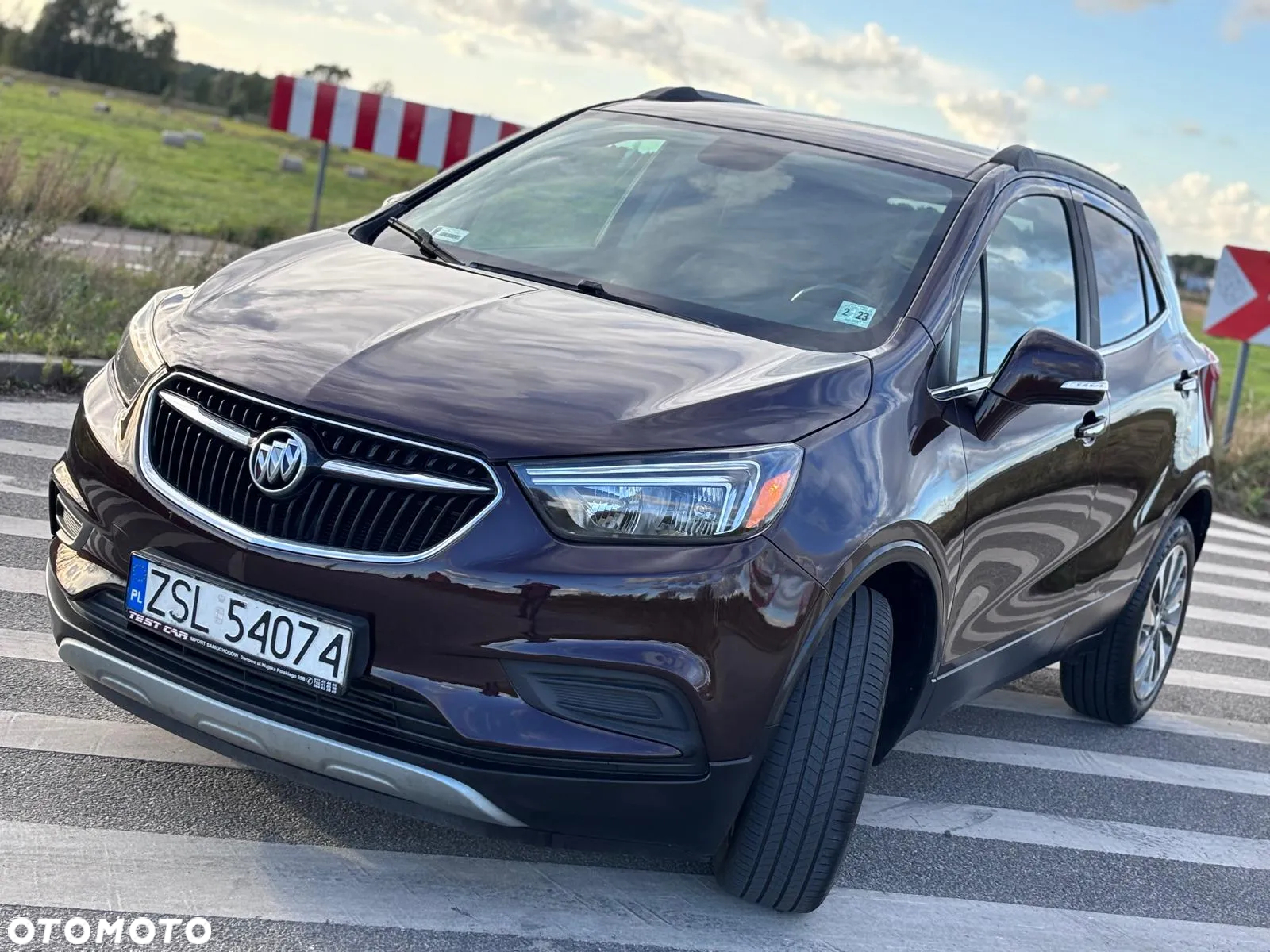Buick Encore - 4