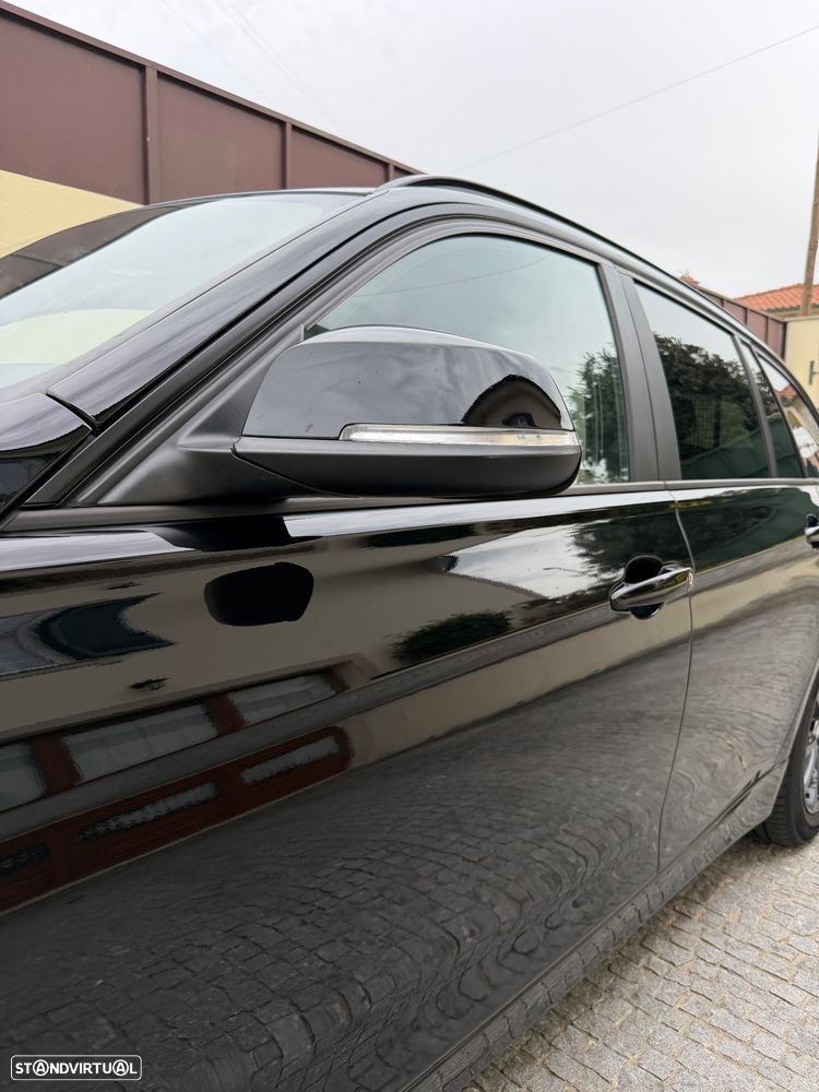 BMW 318 d Auto - 3