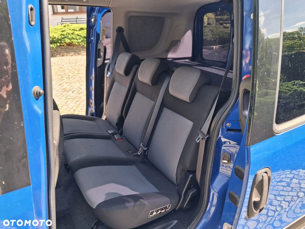 Fiat Doblo 1.6 16V Multijet Start&Stopp Emotion Family - 9