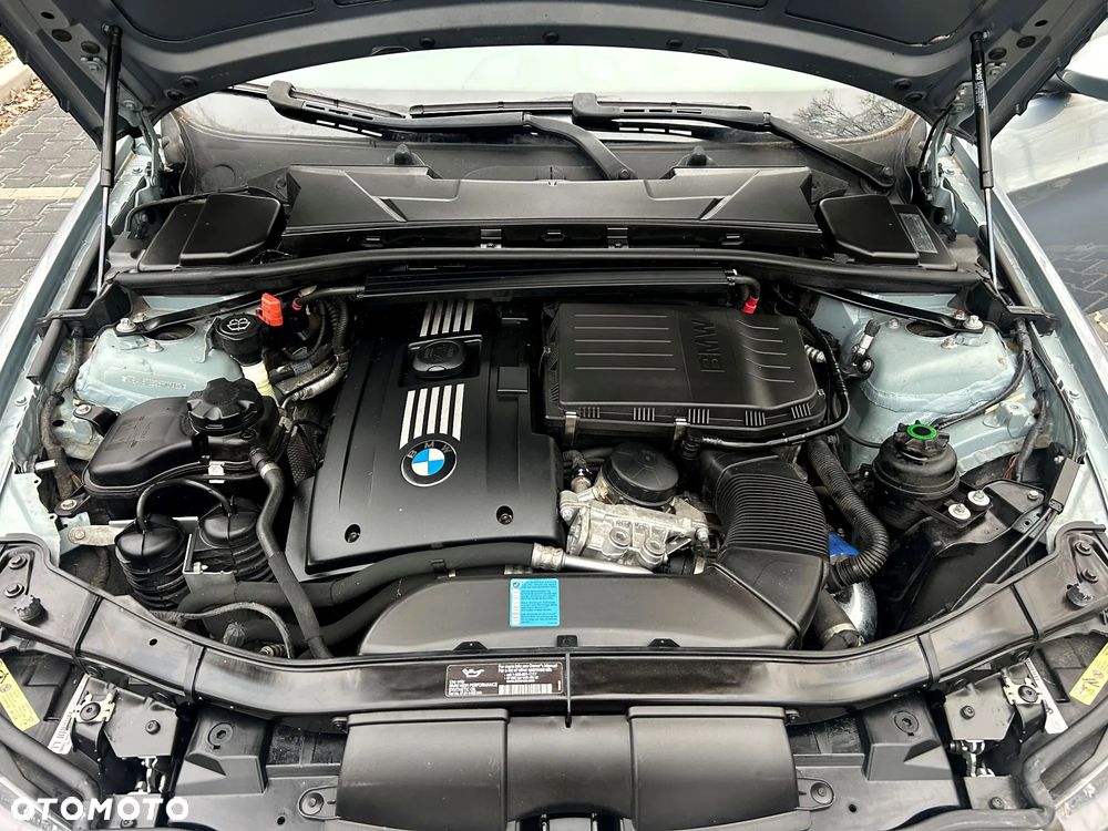 BMW Seria 3 335i - 13