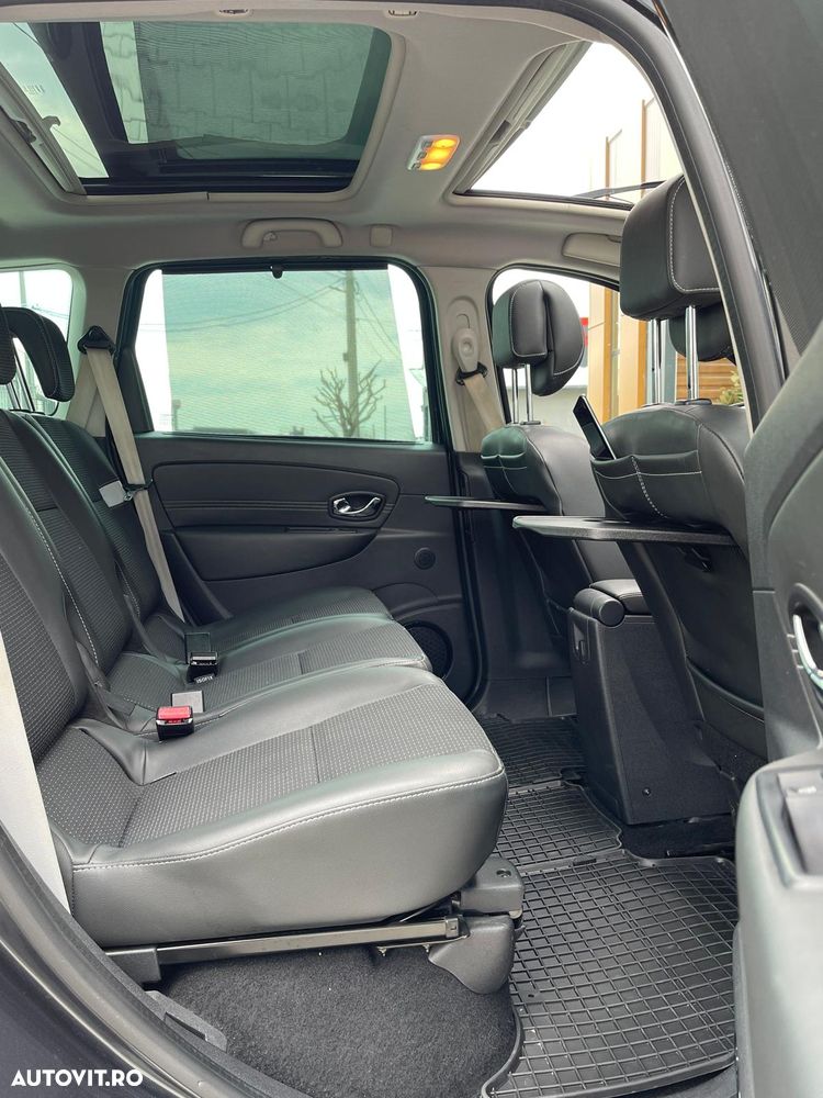 Renault Grand Scenic TCe 130 Bose Edition - 29