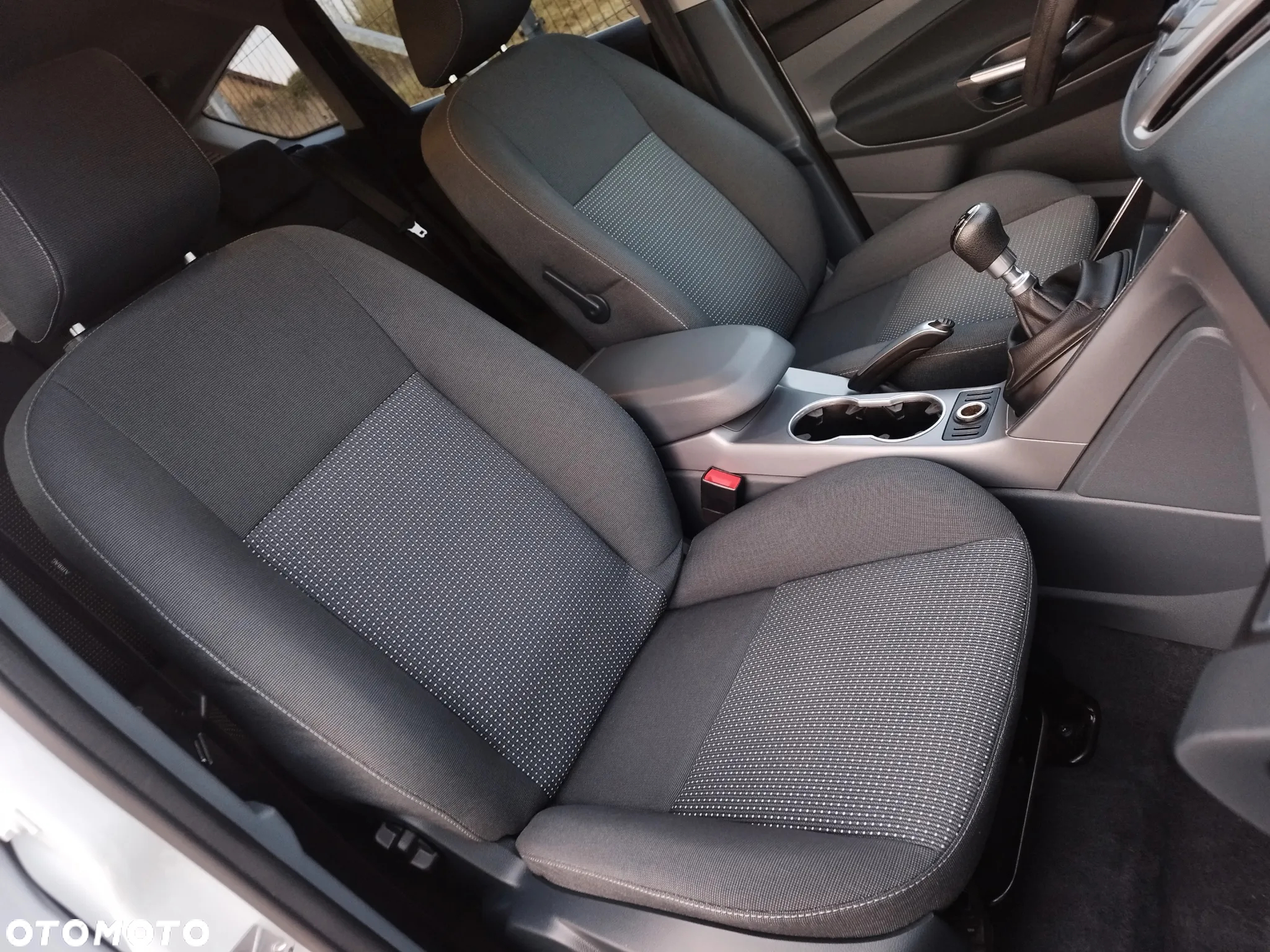 Ford C-MAX 1.6 TDCi Titanium - 26