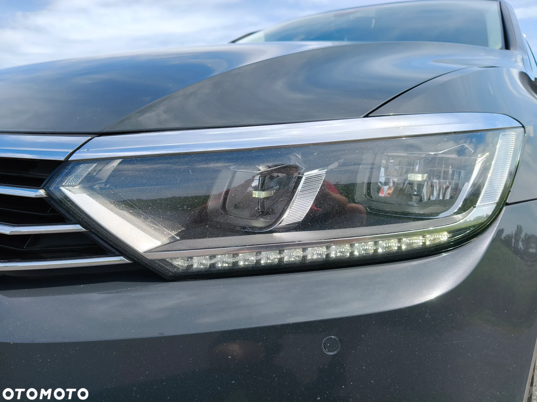 Volkswagen Passat - 13