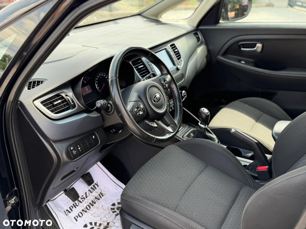 Kia Carens 1.7 CRDi M 7os EU6 - 32