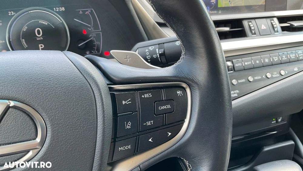 Lexus Seria ES 300h Executive - 22
