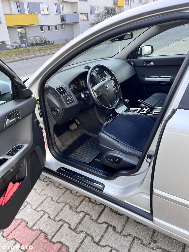Volvo V50 - 4