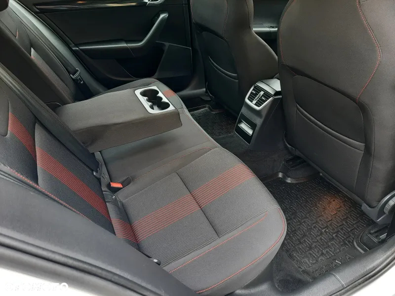 Skoda Octavia 1.5 TSI ACT Style - 9