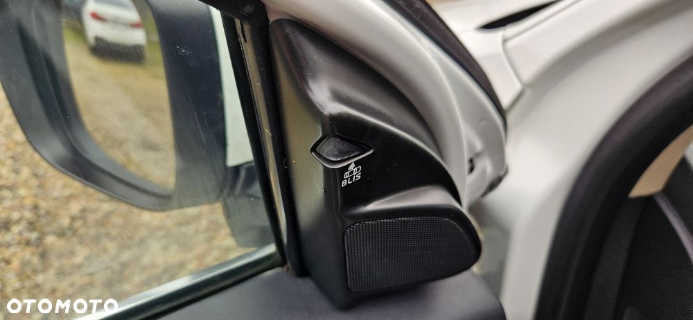 Volvo XC 60 D5 AWD Geartronic Summum - 29