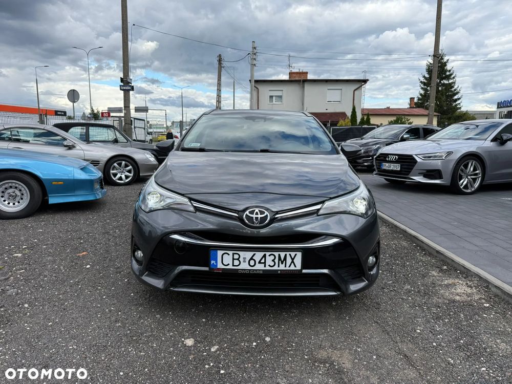 Toyota Avensis 2.0 D-4D Prestige - 5