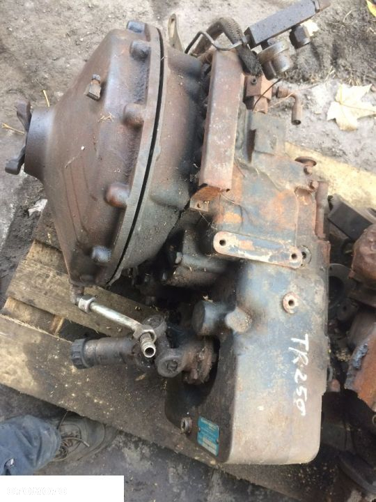 Matbro Tr 250 skrzynia Clark Hurth 1106Fmt12 - 2