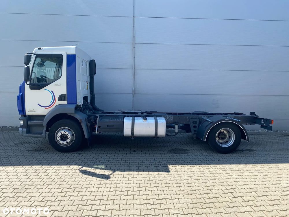 DAF LF 280FA (Podwozie z autotransportera) - 2