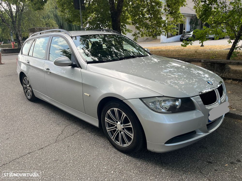 BMW 318 d Touring - 1