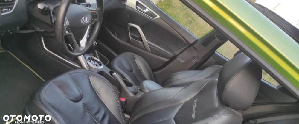 Hyundai Veloster - 5
