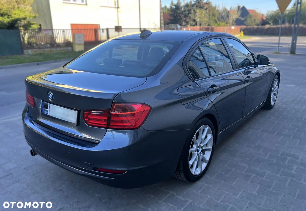 BMW Seria 3 316i - 20