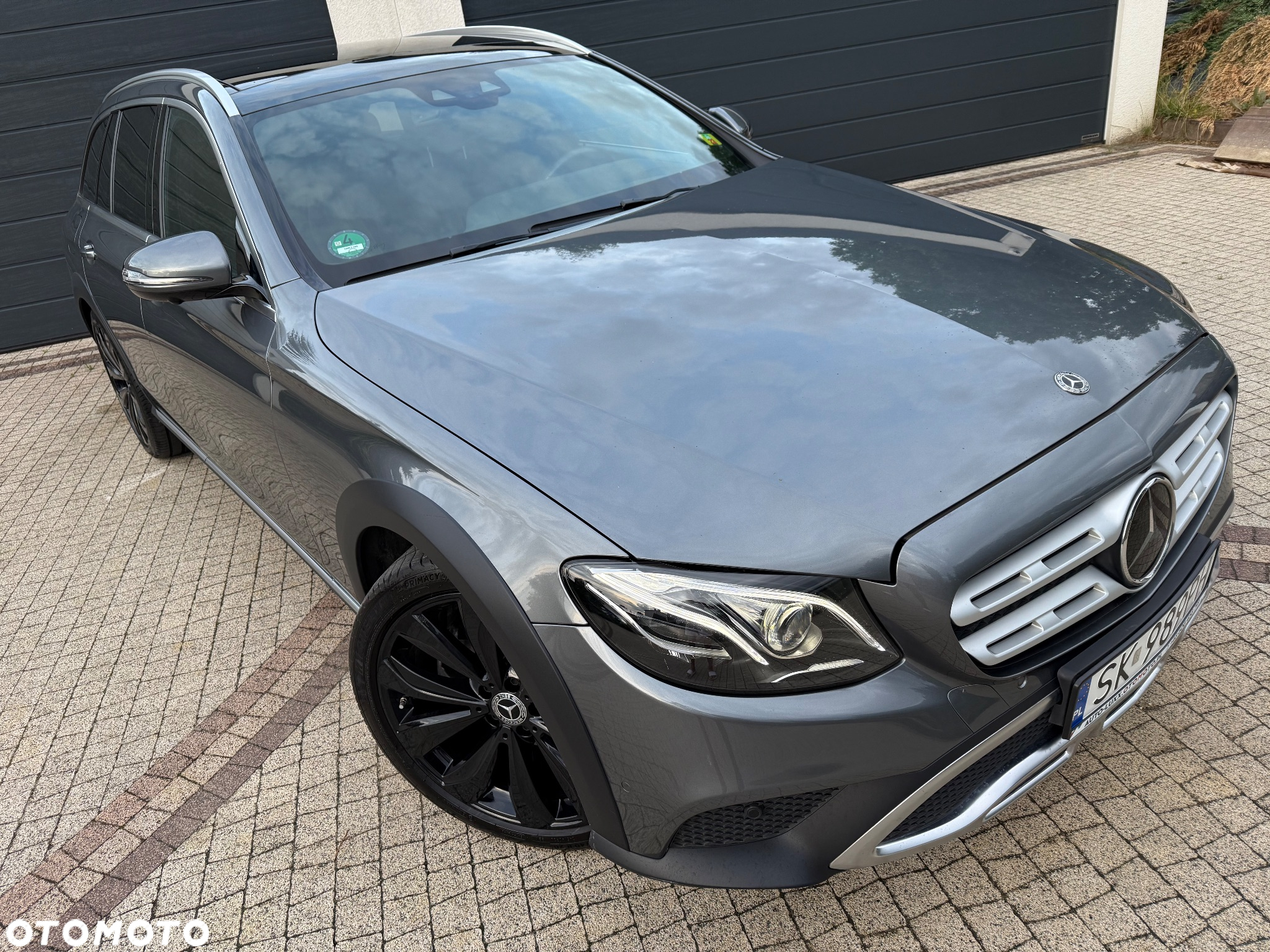 Mercedes-Benz Klasa E 220 d 4Matic T All-Terrain 9G-TRONIC Exclusive - 6