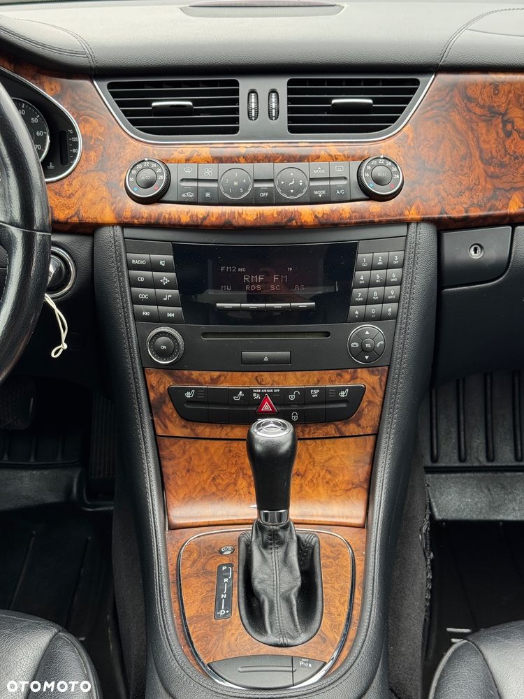 Mercedes-Benz CLS 350 - 32