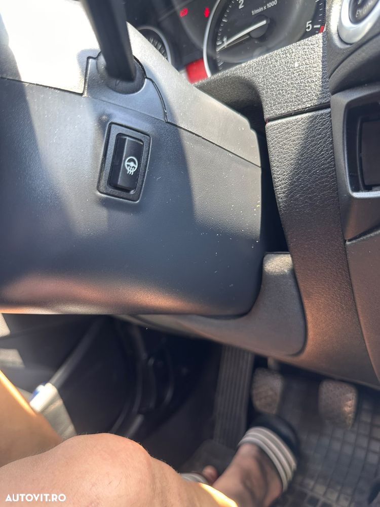 BMW X1 sDrive16d - 9