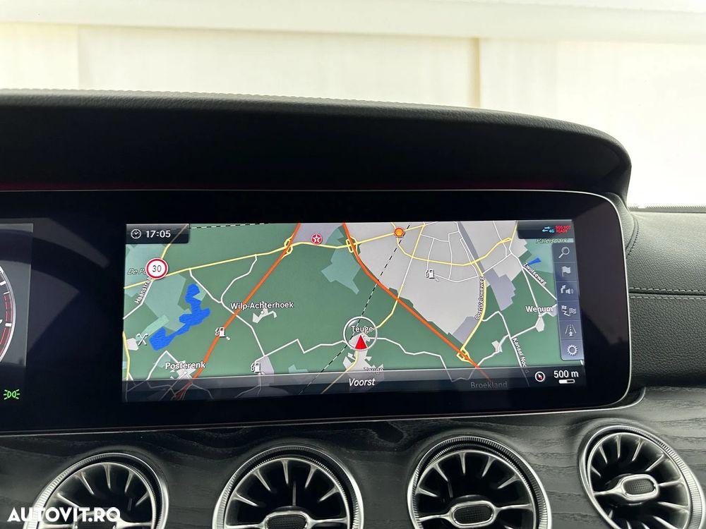 Mercedes-Benz E 200 Coupe 9G-TRONIC AMG Line - 24