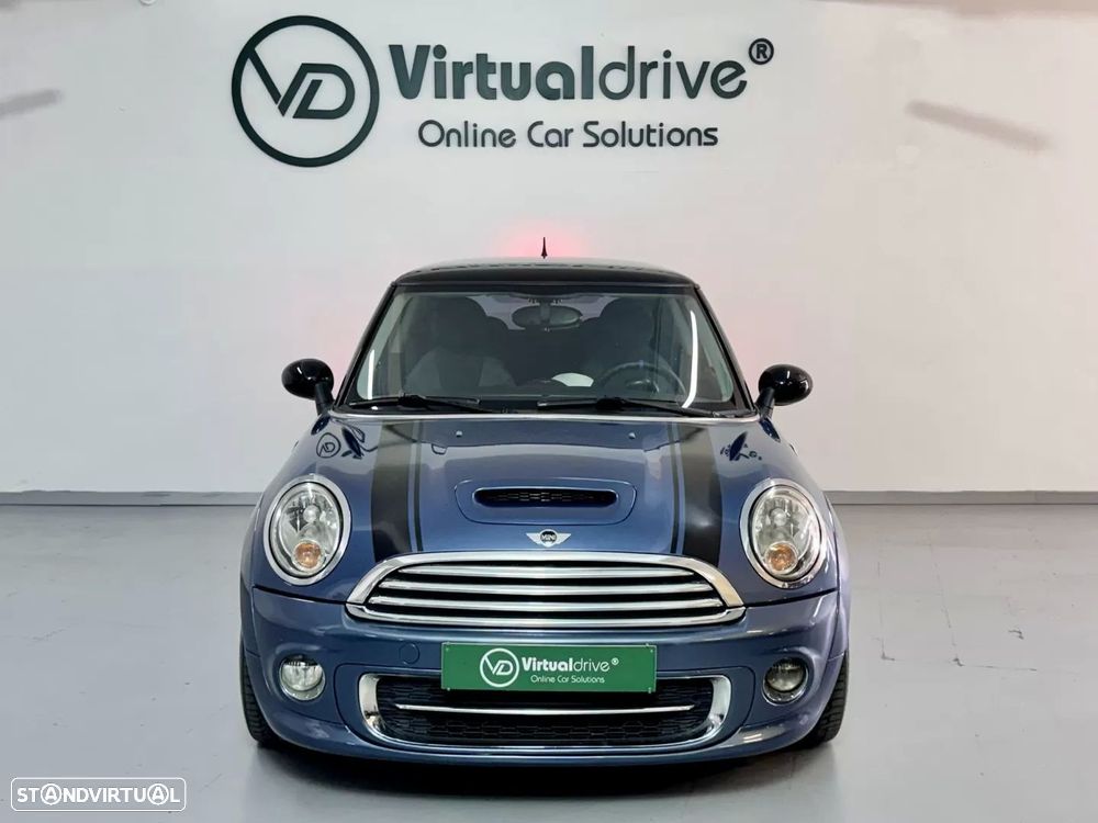 MINI 3 Portas Cooper D - 2