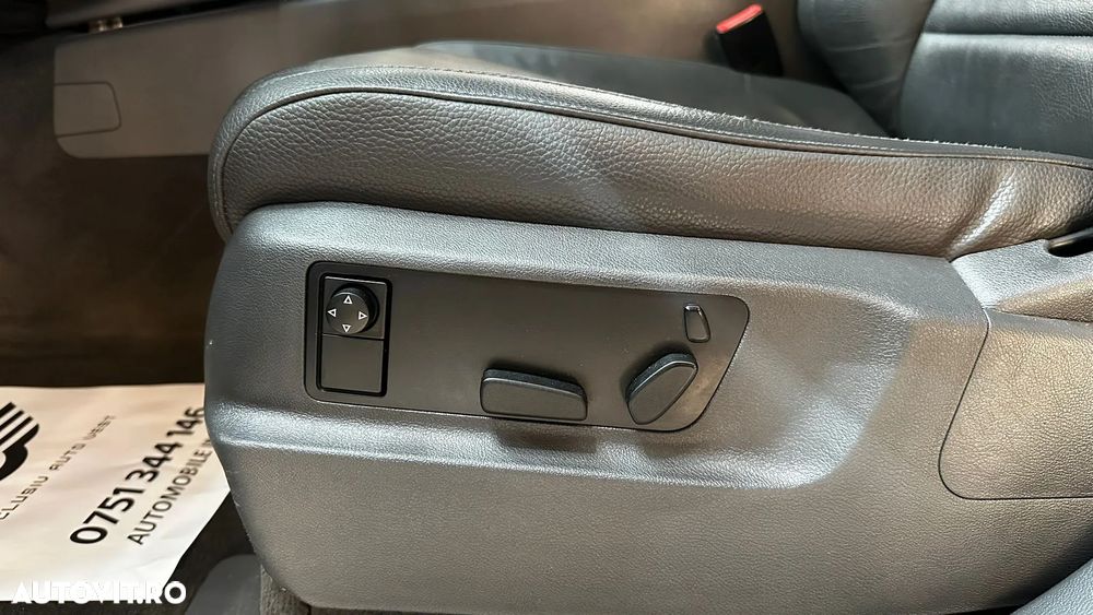 Volkswagen Touareg - 25