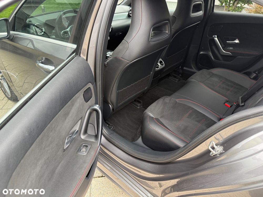 Mercedes-Benz Klasa A 200 AMG Line 7G-DCT - 12