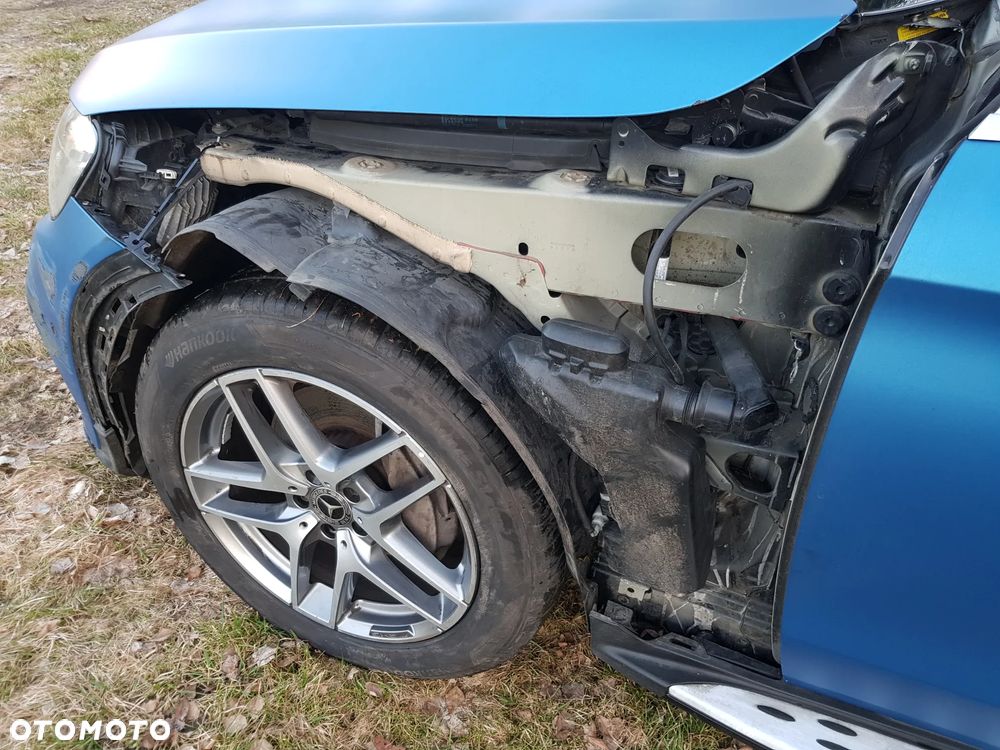 Mercedes-Benz GLC 250 d 4Matic 9G-TRONIC AMG Line - 14