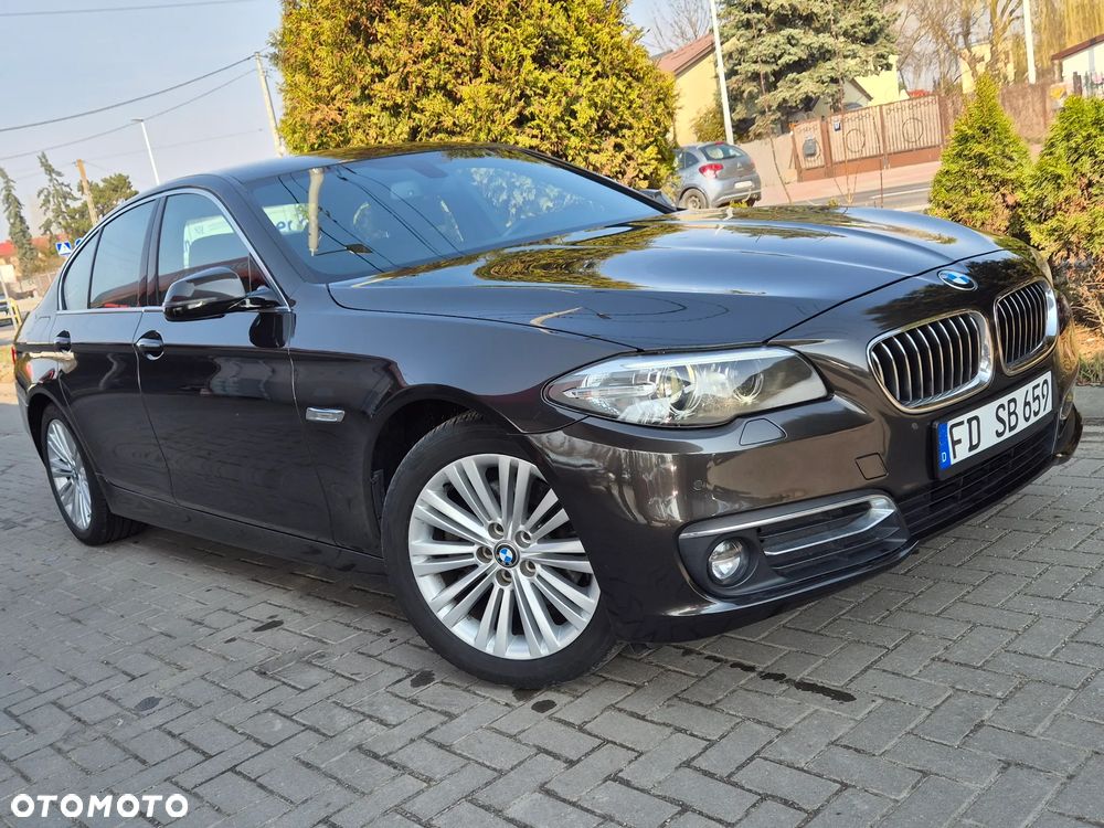 BMW Seria 5 520i Luxury Line - 19