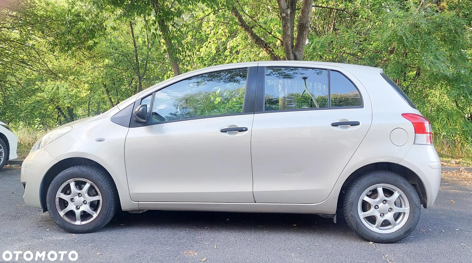 Toyota Yaris 1.0 Luna - 17