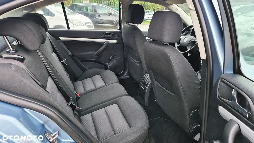 Skoda Octavia 1.4 TSI Family Plus - 32