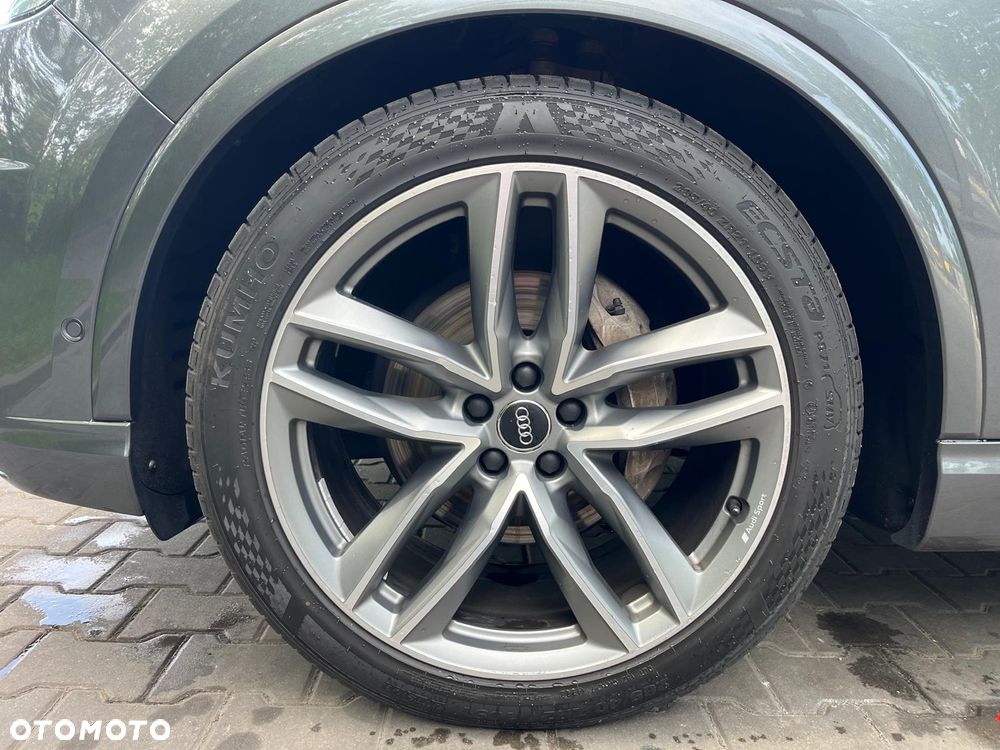 Audi Q7 - 15