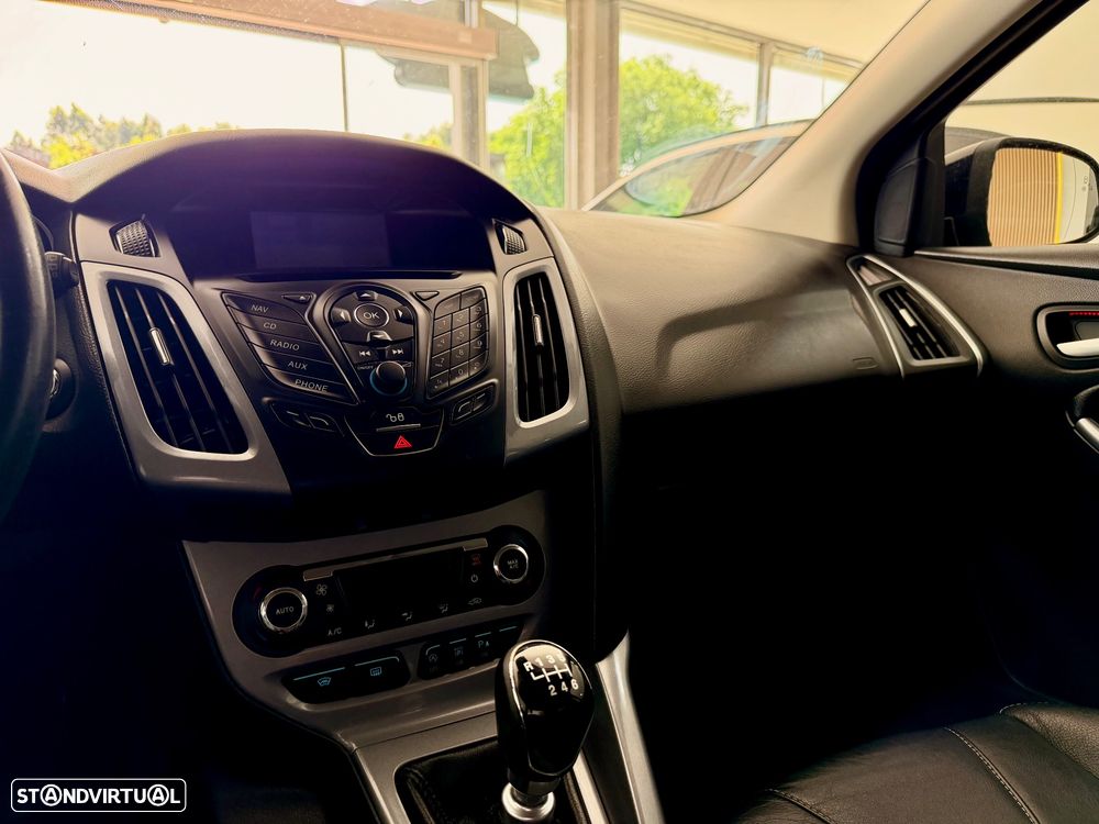 Ford Focus SW 1.6 TDCi ECOnetic 88g S&S Titanium - 17