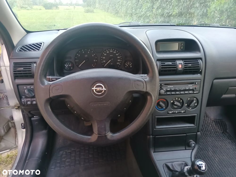 Opel Astra II 1.6 Comfort / Cool - 15