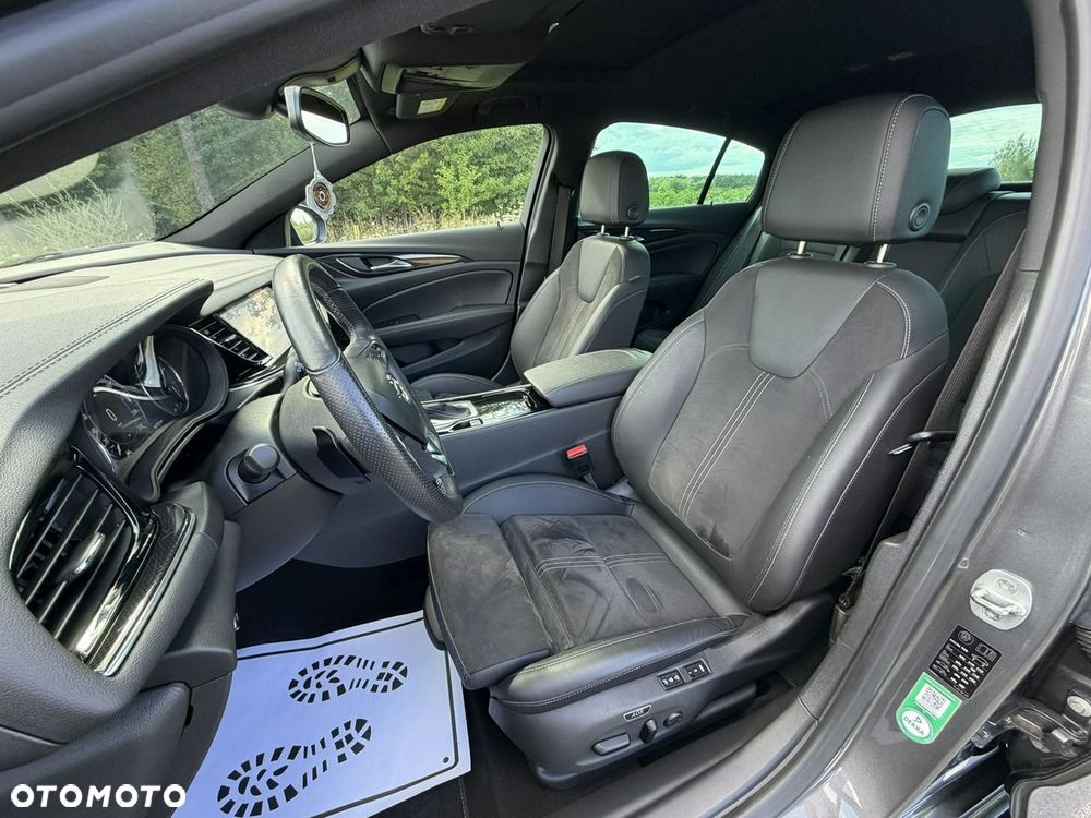 Opel Insignia - 21
