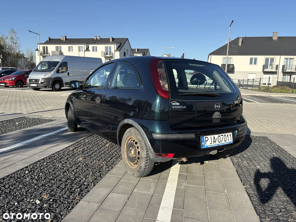 Opel Corsa 1.2 16V Cosmo - 9