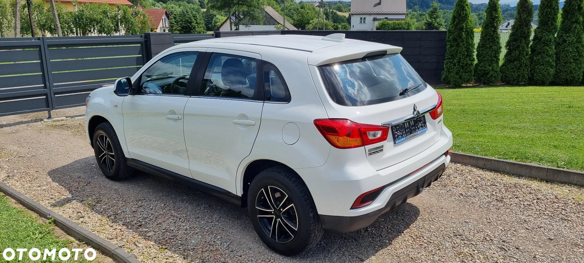 Mitsubishi ASX 1.6 Intense Plus Navi Blue Edition - 12