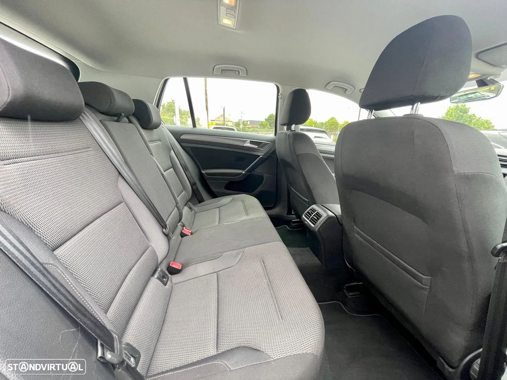 VW Golf 1.5 TSI R-Line - 15