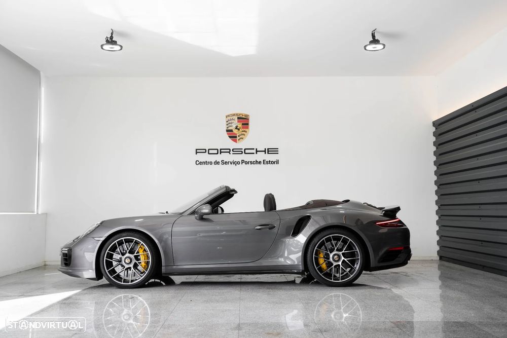 Porsche 911 (991) Turbo S Cabriolet - 3