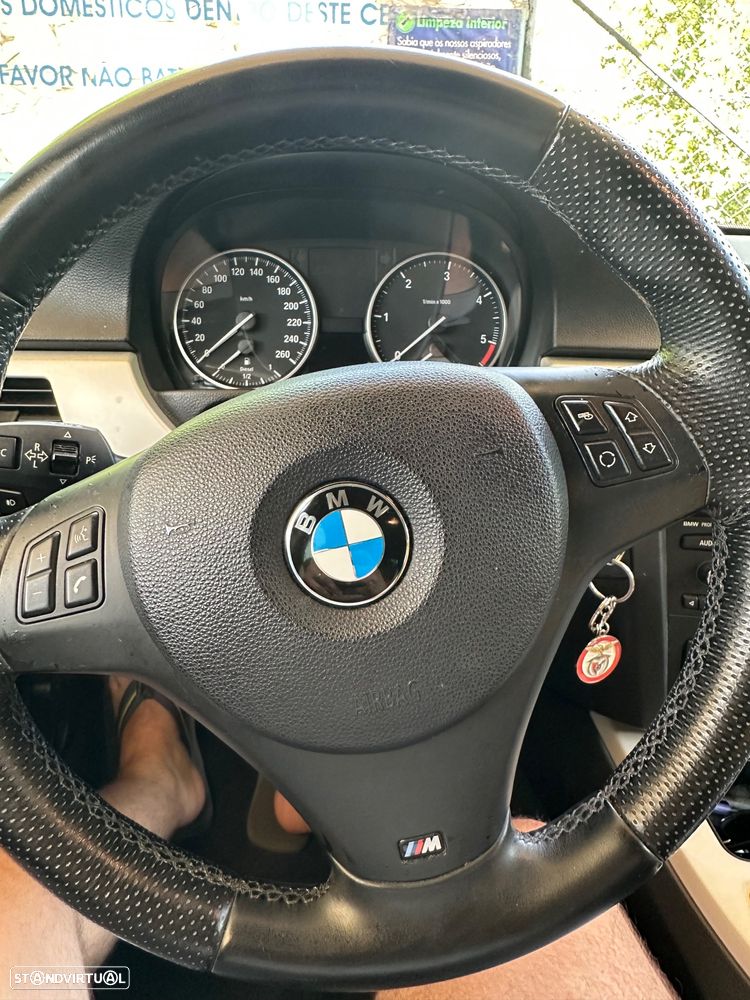 BMW 318 d - 10