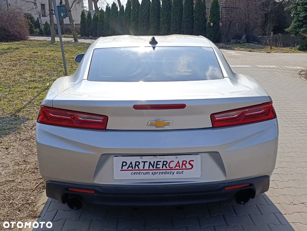 Chevrolet Camaro 2.0 - 9