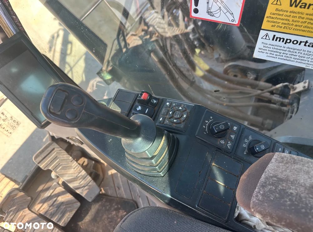 Volvo Ec250 - 11