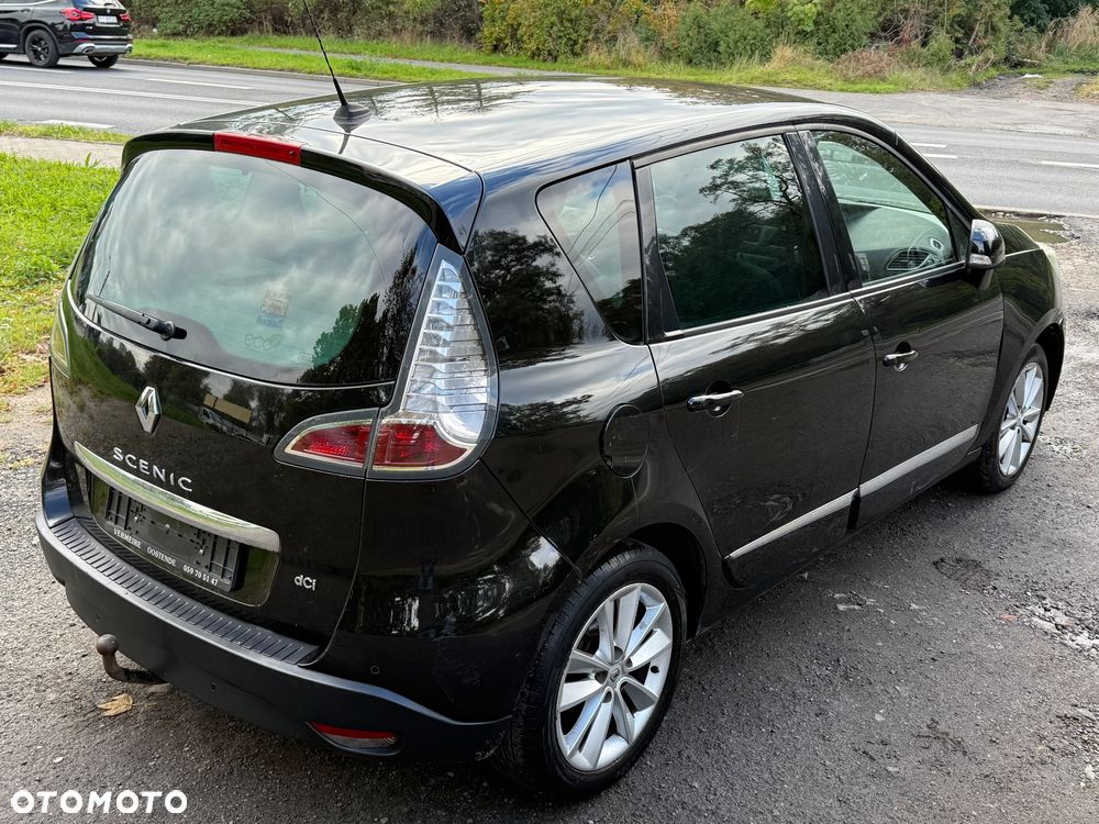 Renault Scenic 1.6 dCi Energy Privilege - 11